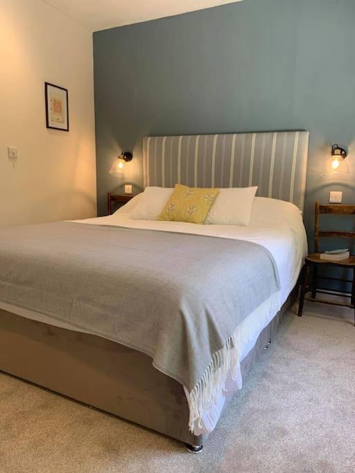 Beautiful Georgian Cottage Within A Private Walled Garden Oakham Bagian luar foto