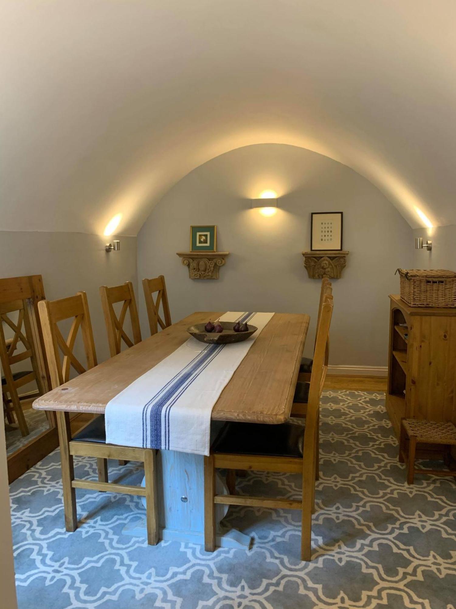 Beautiful Georgian Cottage Within A Private Walled Garden Oakham Bagian luar foto